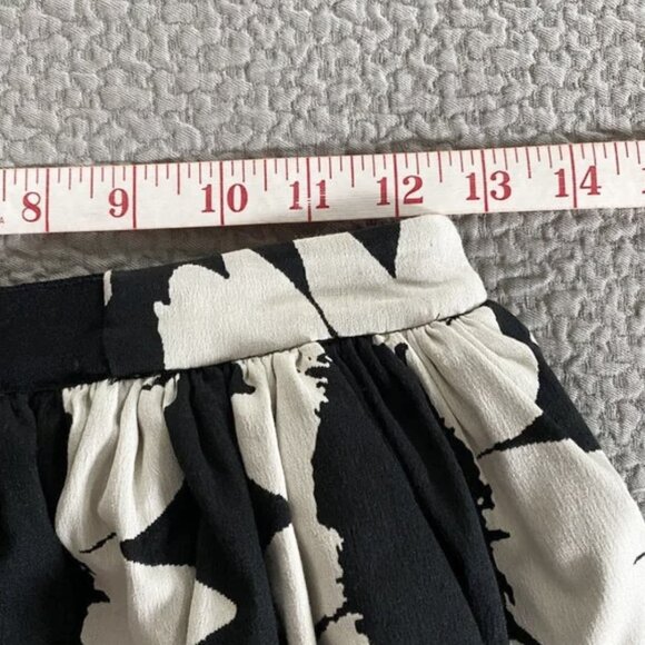 Alice + Olivia - Tania Full Pouf Floral Skirt - Picture 10 of 13